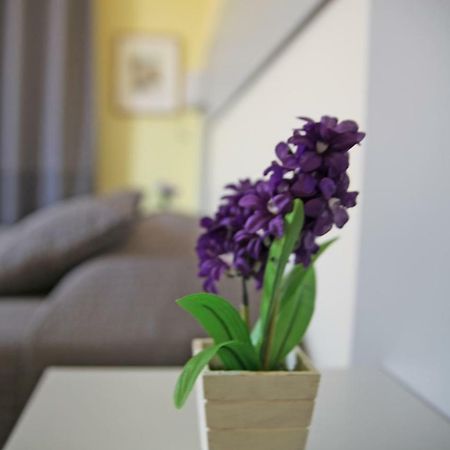 Seawall Holiday Home Салерно Экстерьер фото